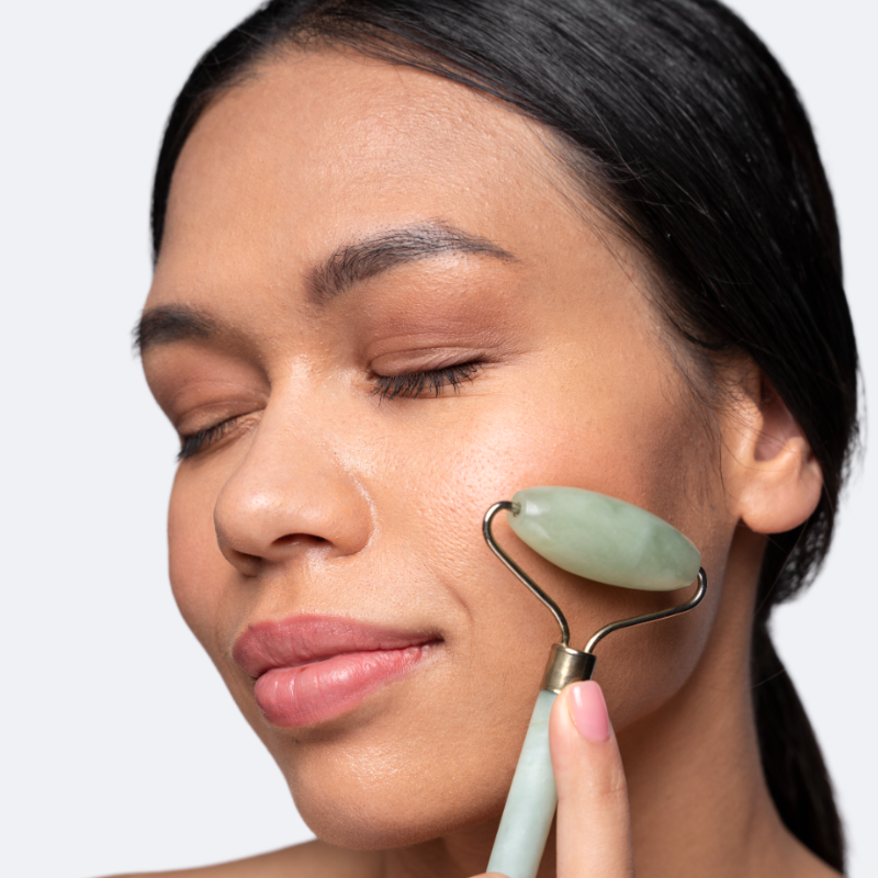 Kit Gua-Sha & Rouleau de Jade Visage – Drainage, Lifting & Éclat Naturel